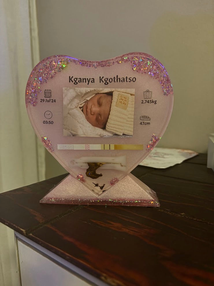 Medium Heart on Stand