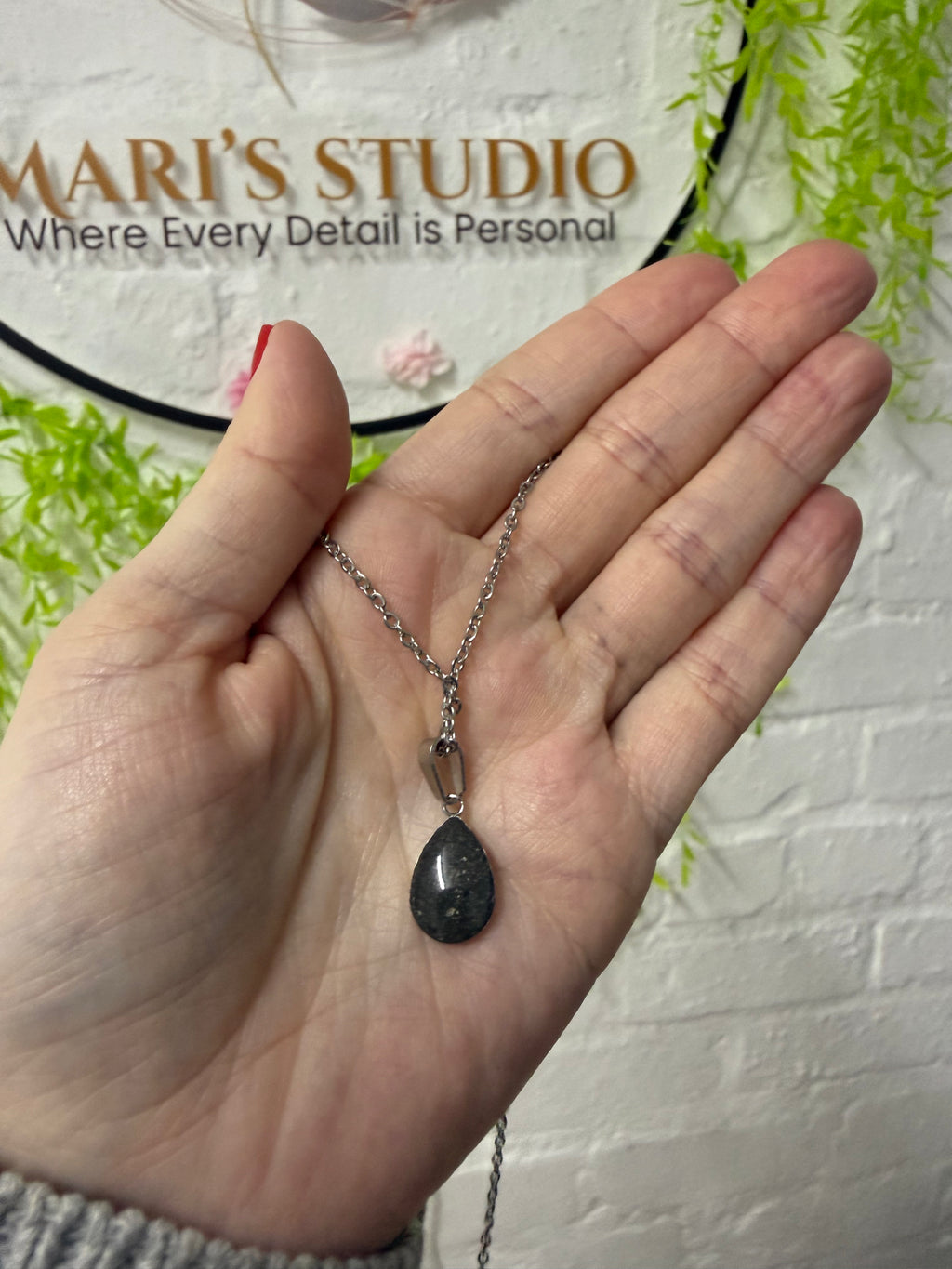Teardrop Bezel Necklace with Ashes/Hair