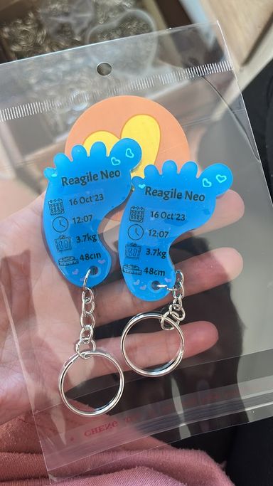 Medium Foot Key Chain Shape A